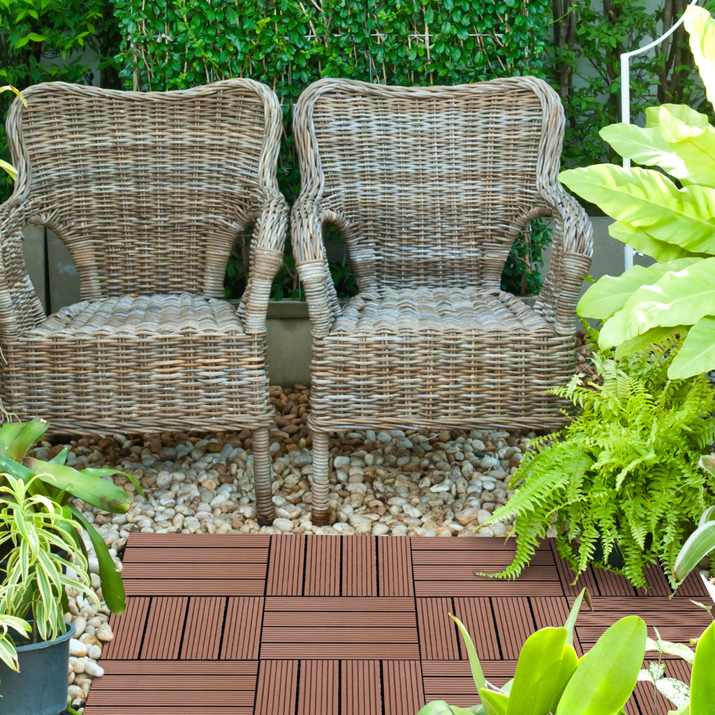 Set of 11 Non-Slip Interlocking Outdoor Tiles in Recycled HDPE, 30x30x2.2 cm, Brown