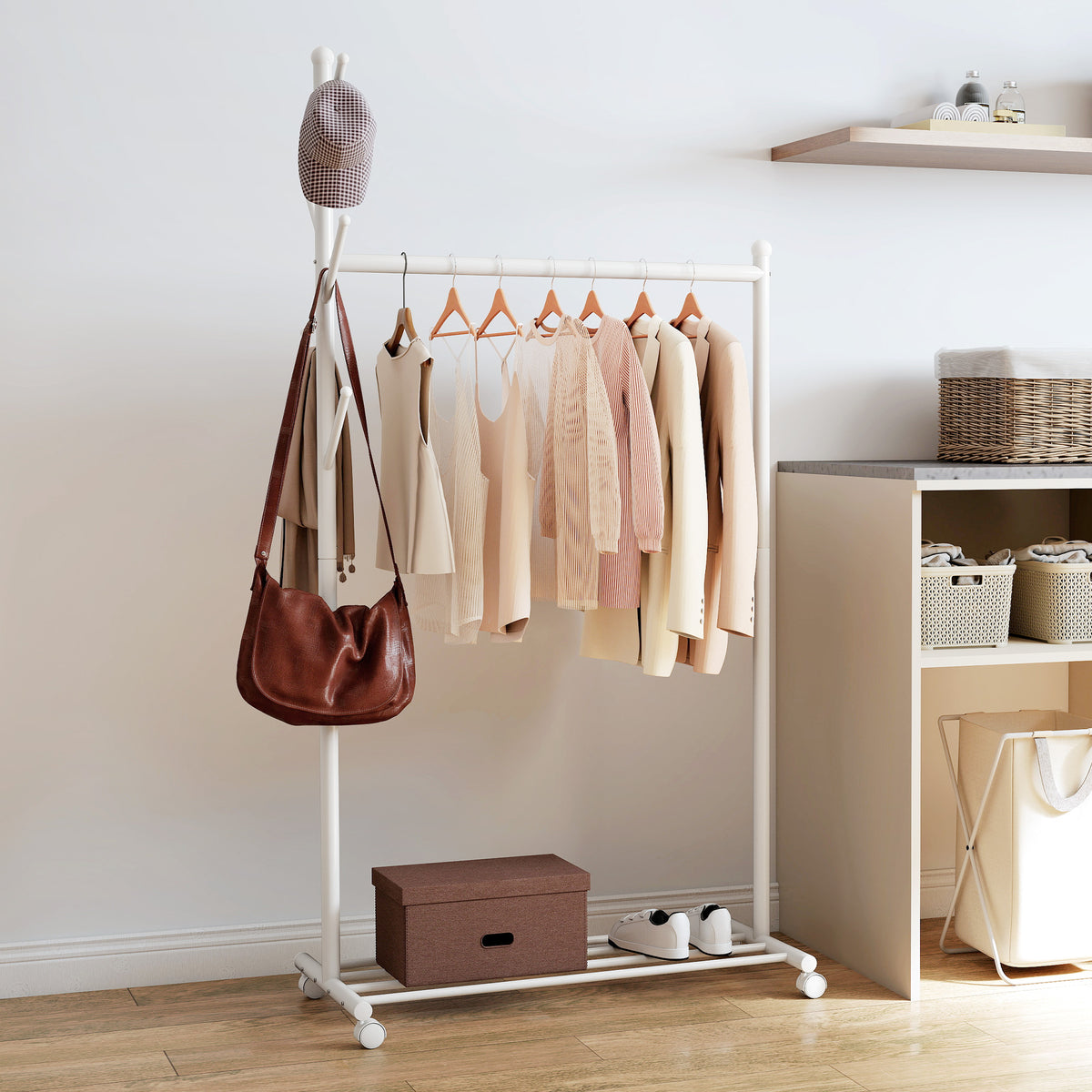 HOMCOM Metal Coat Rack with Wheels, 5 Hooks and Lower Shoe Shelf, Load Capacity 9 kg, White
