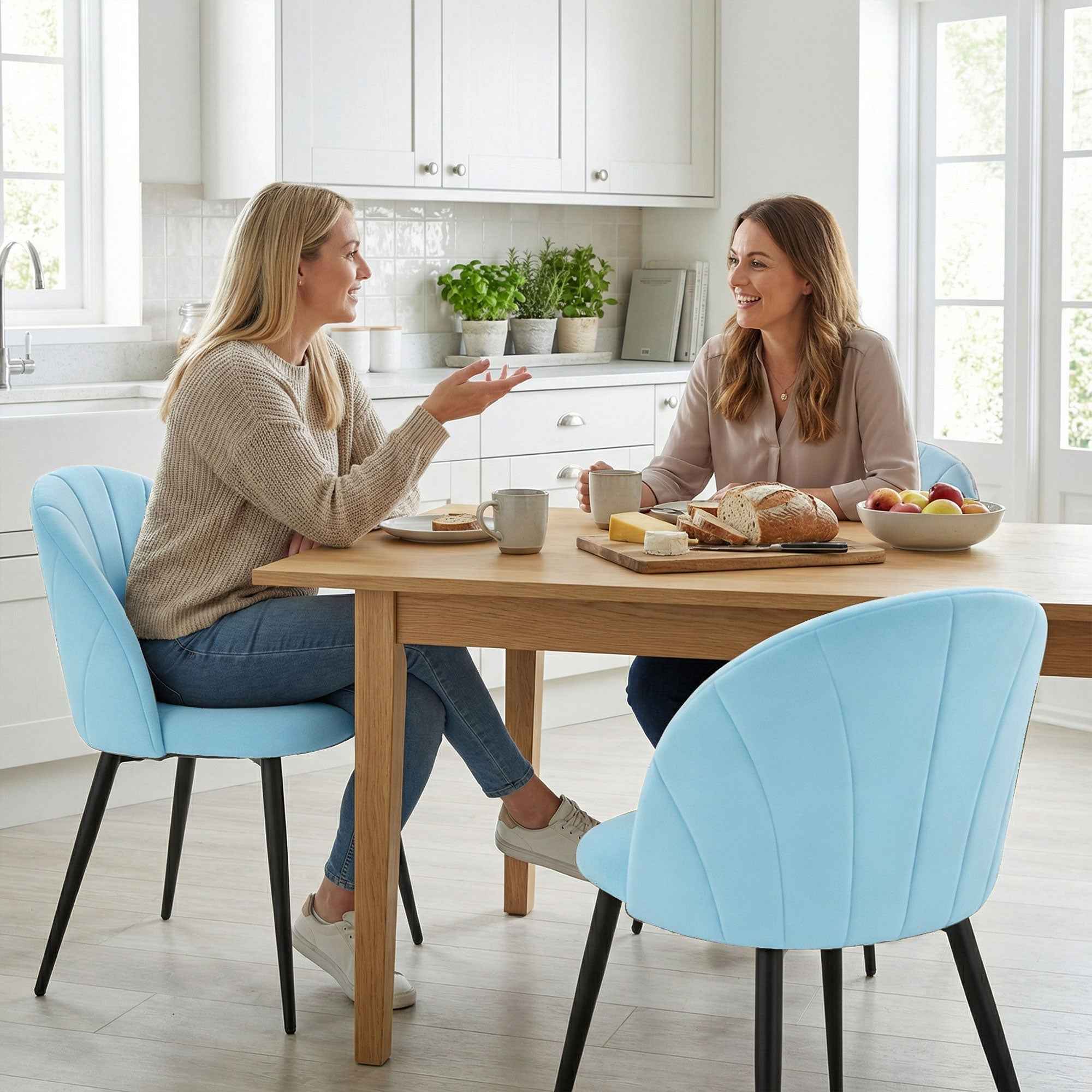 HOMCOM Set of 2 Upholstered Dining Chairs with Shell Back in Velvet, 52x55x79 cm, Blue