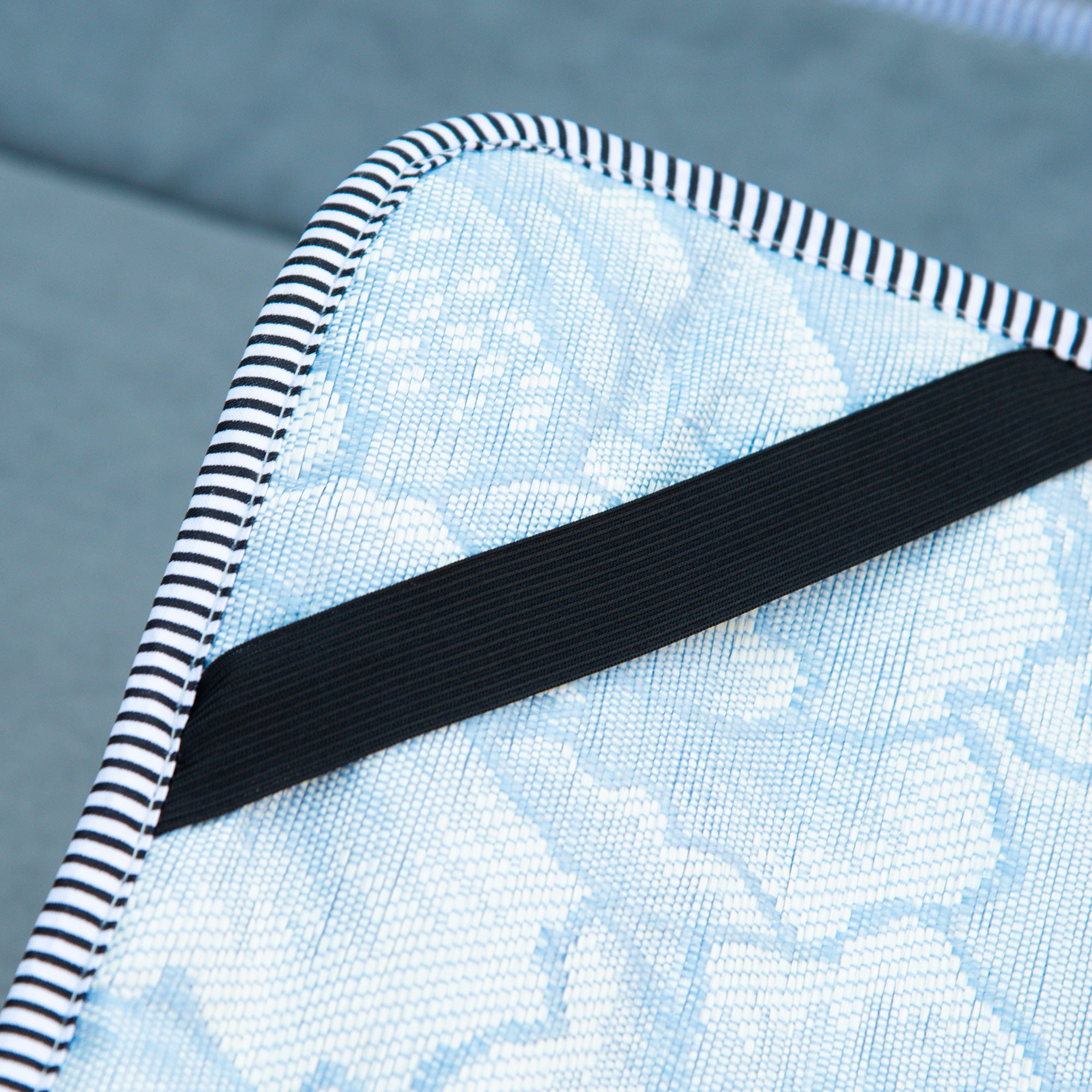 Folding and Padded Camping Cot with Storage Pocket, 188x64.5x53 cm, Light Gray