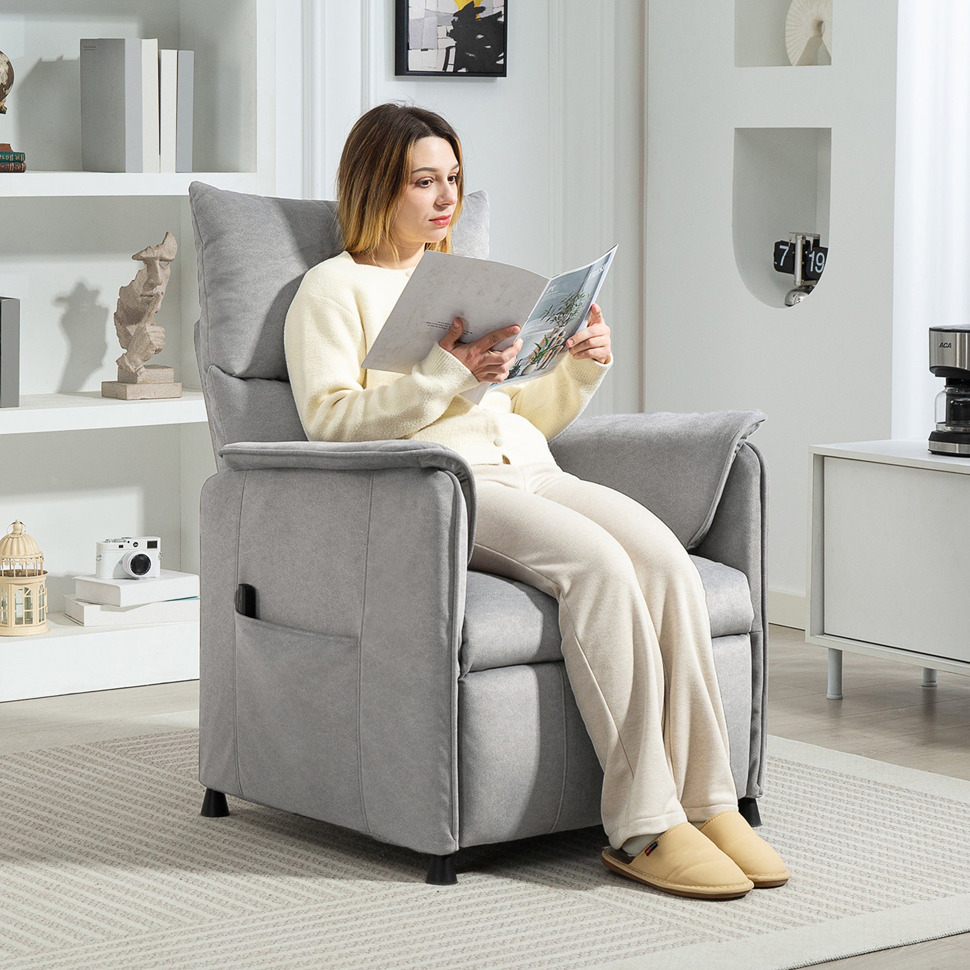 Electric Recliner Chair with Remote Control and Footrest, in Velvet Effect Fabric, 80x83x104 cm, Grey