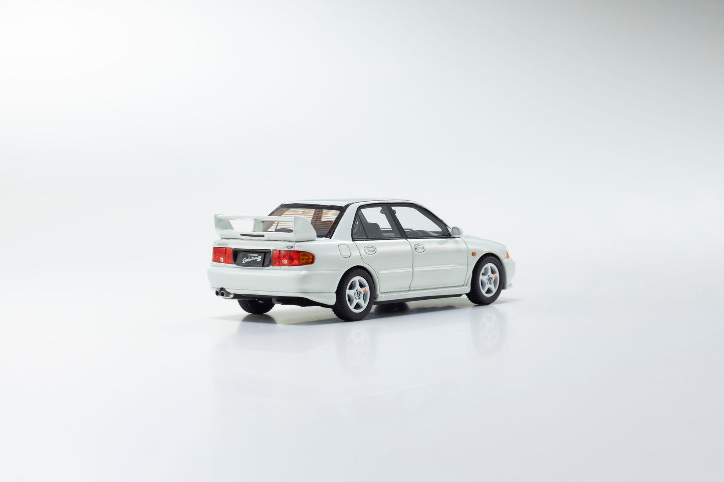 1/43 MITSUBISHI LANCER EVO III - BIANCA