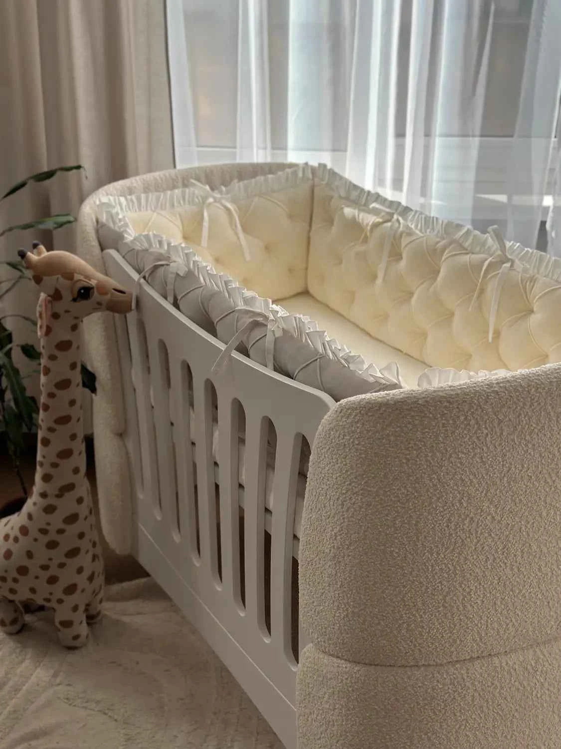 Fly Bed Bouclé “Bunny” Crib – Elegant Convertible Cot for Babies