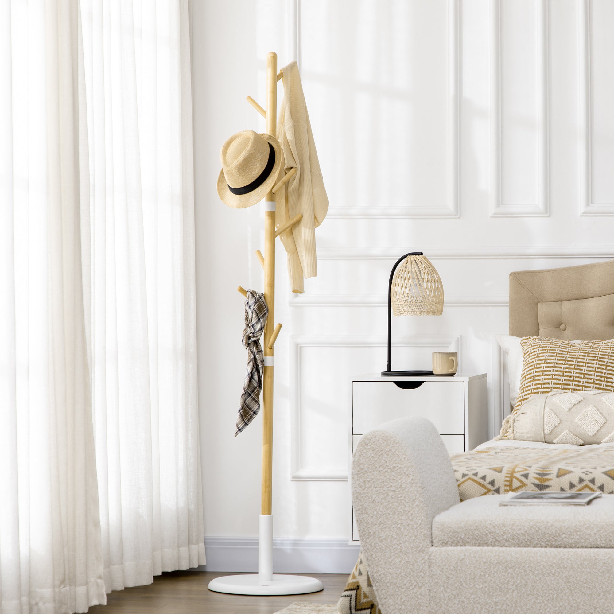8 Hook Coat Tree with Round Base in Bamboo, Wood and Metal, Ø37.8x175.6 cm, Wood and White