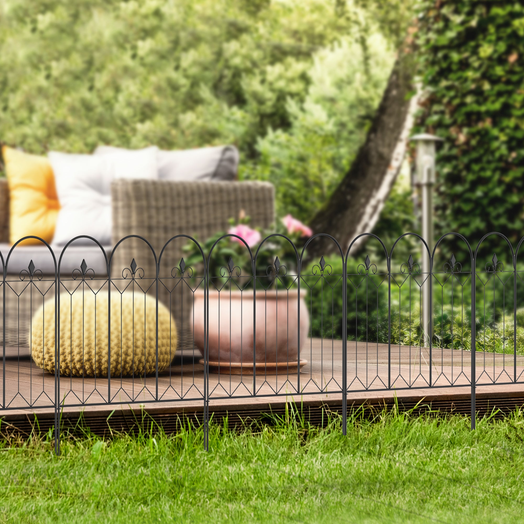 5-Panel Outdoor Metal Fence with Pickets, 305x79.5 cm, Black