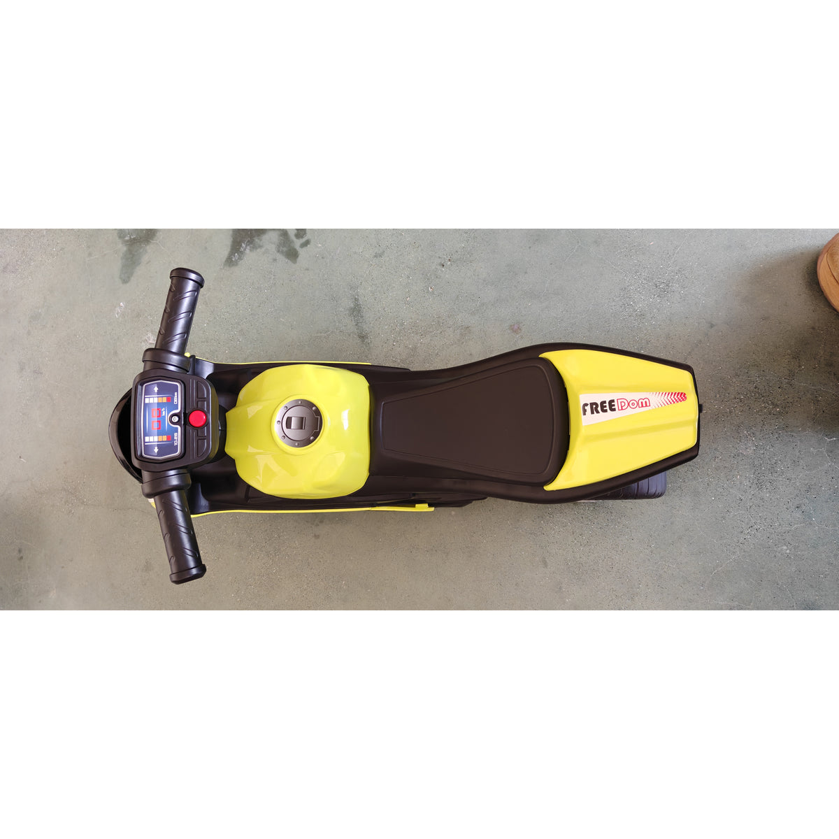 AIYAPLAY Balance Bike Without Pedals with Music for Children 18-36 Months, Red