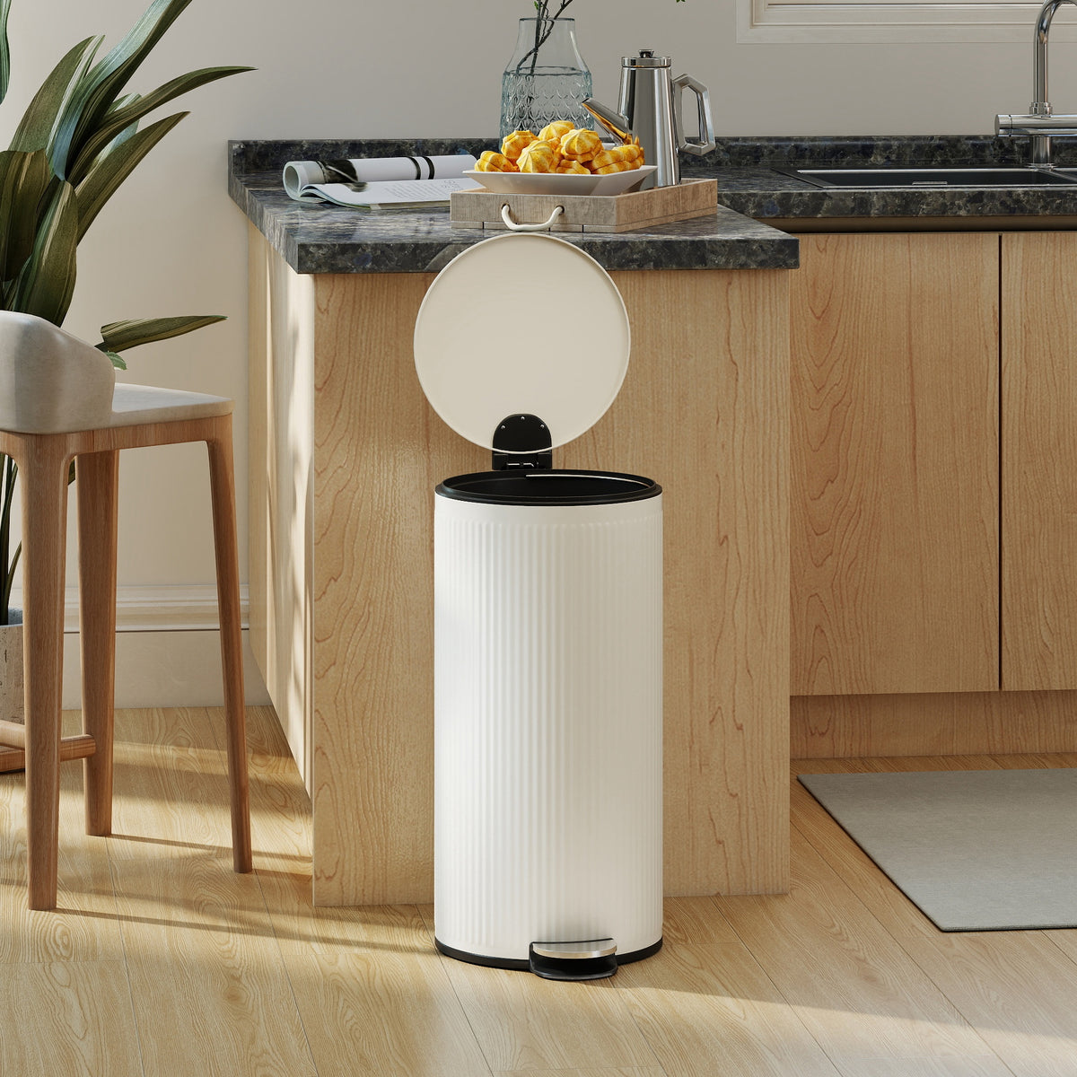 HOMCOM 30L Metal and PP Soft-Close Lid Rubbish Bin, Cream