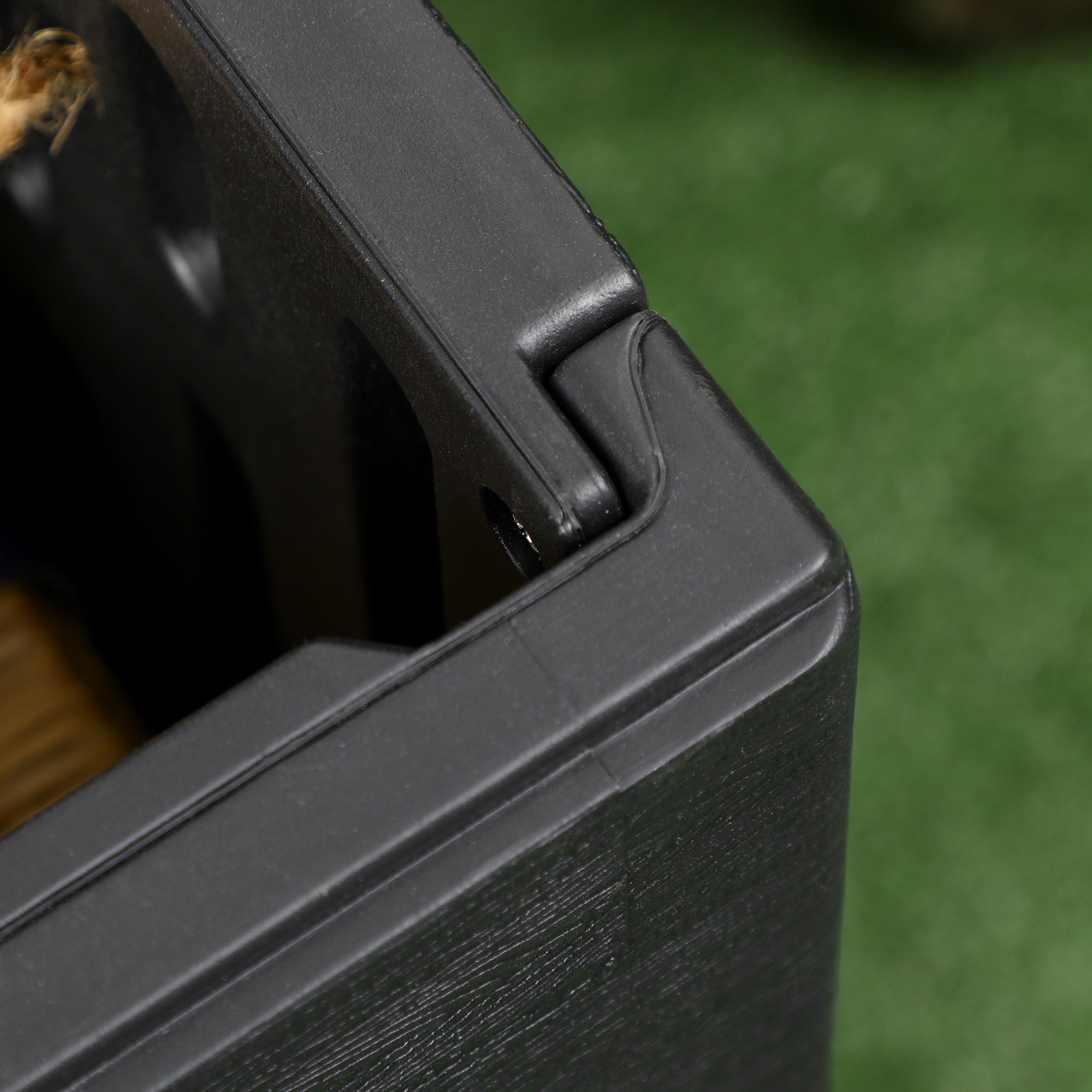 366L Wood Effect Plastic Garden Box, 122.4x62x64.5 cm, Black