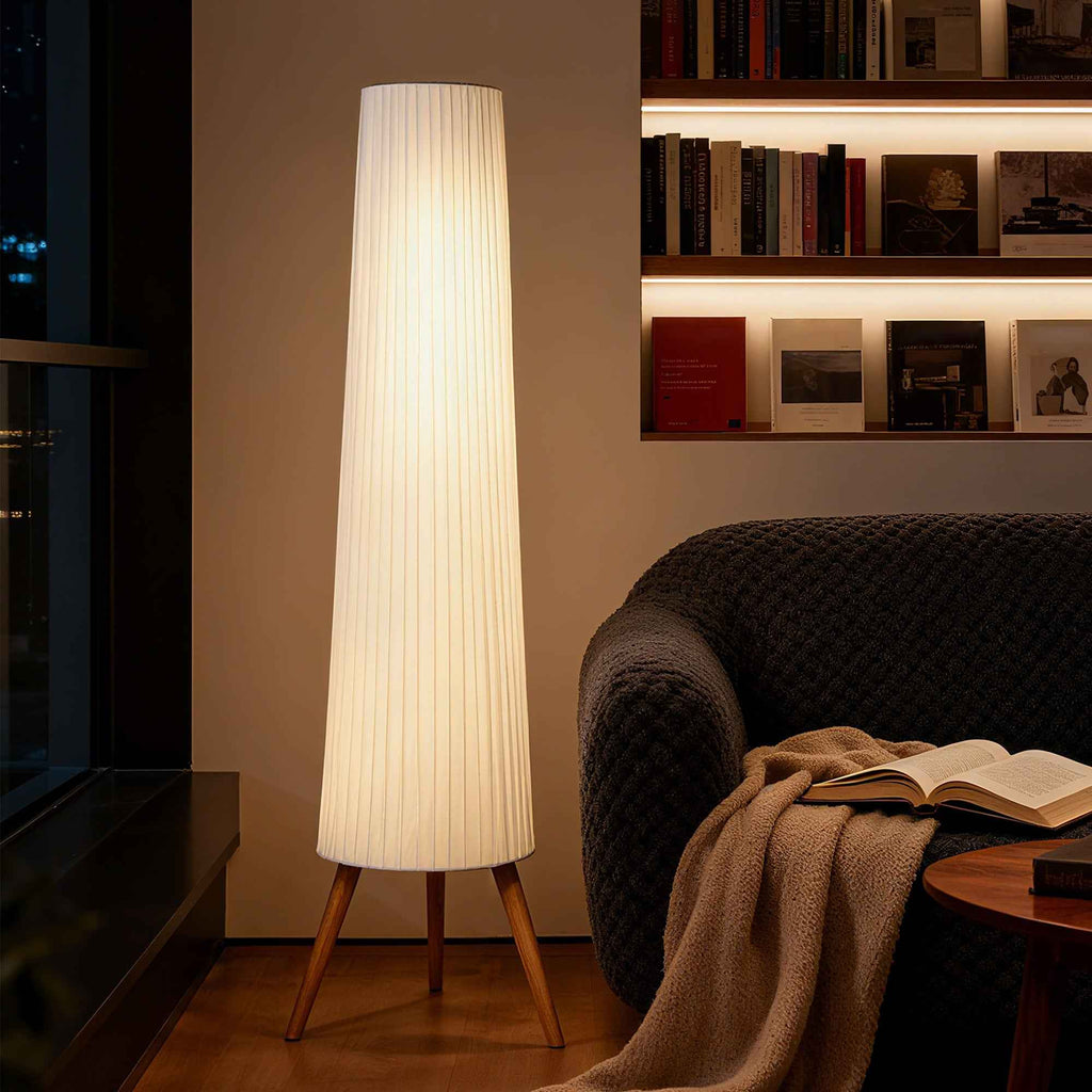HOMCOM Tripod Floor Lamp with Foot Switch and Adjustable Brightness, 46x46x153 cm, White
