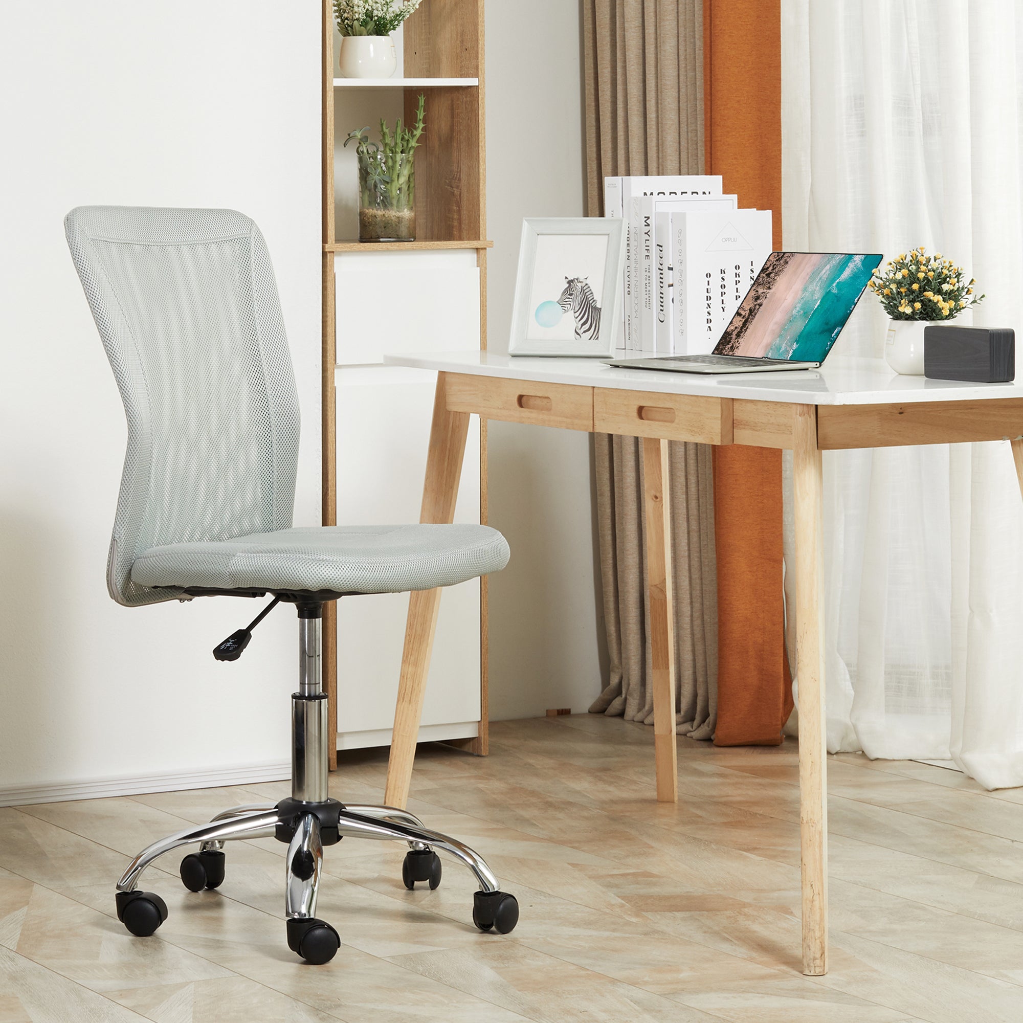 Ergonomic Mesh Office Chair with Armrests, Adjustable Height and 5 Wheels, Grey