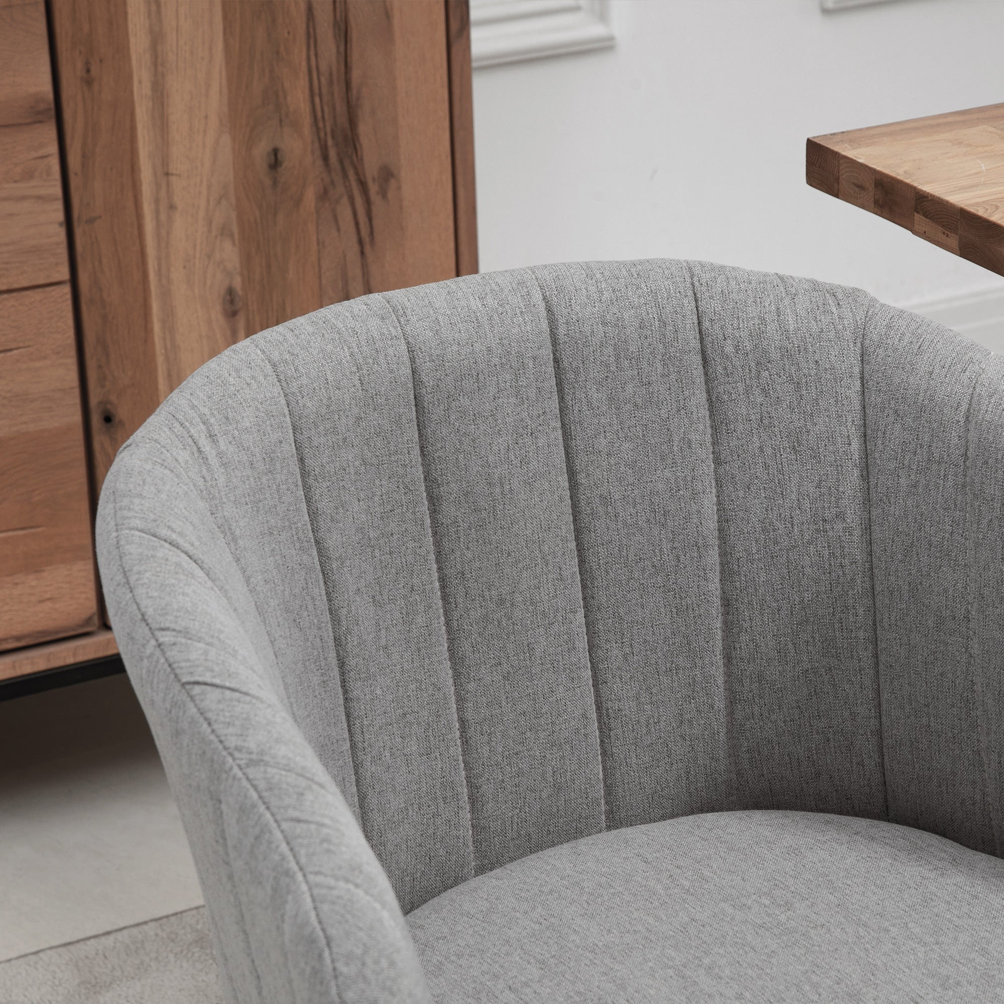 Set of 2 Modern Upholstered Chairs with Fabric Covering for Living Room and Lounge, Light Grey