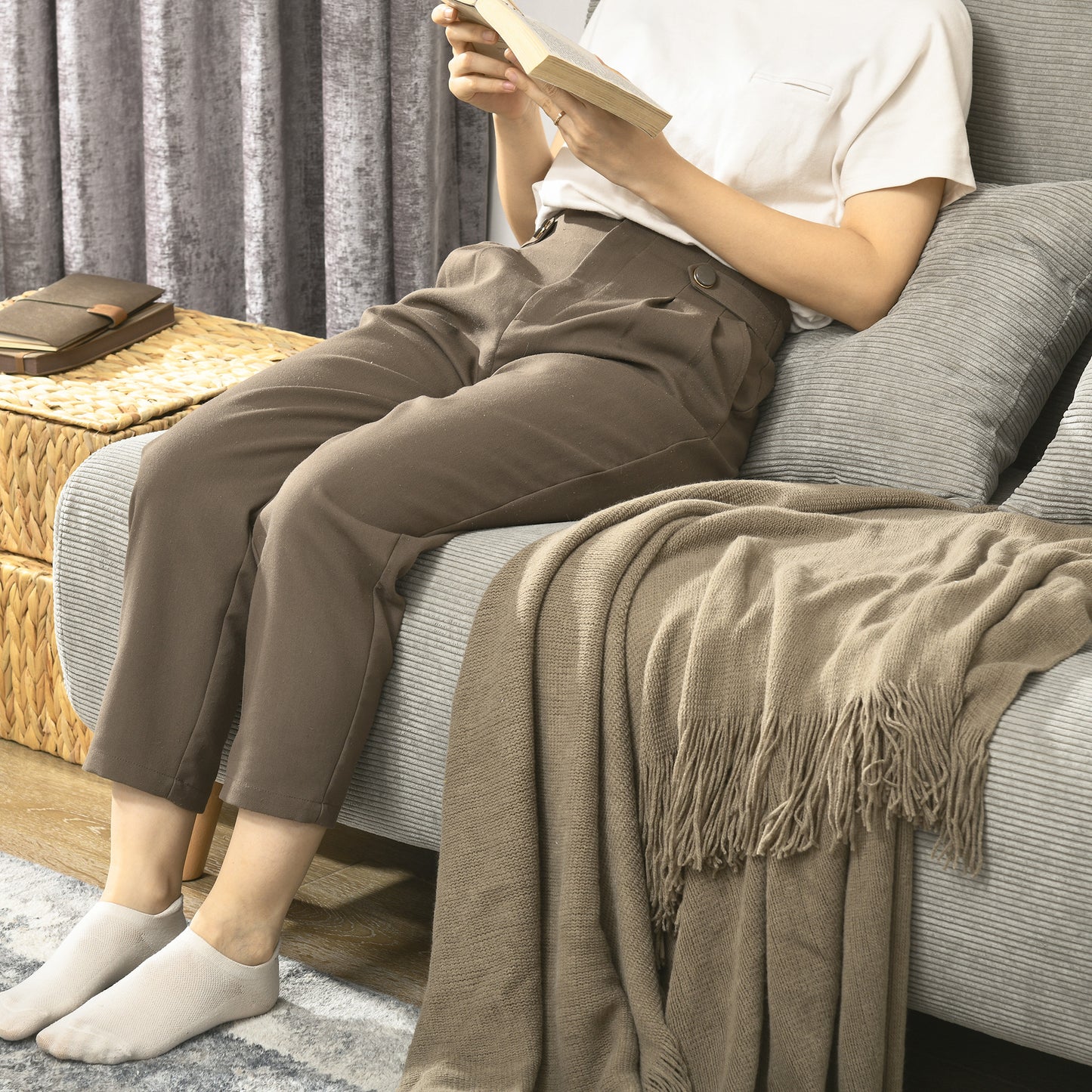 Double Sofa Bed with Adjustable Backrest and 2 Cushions, in Linen Effect Fabric Grey