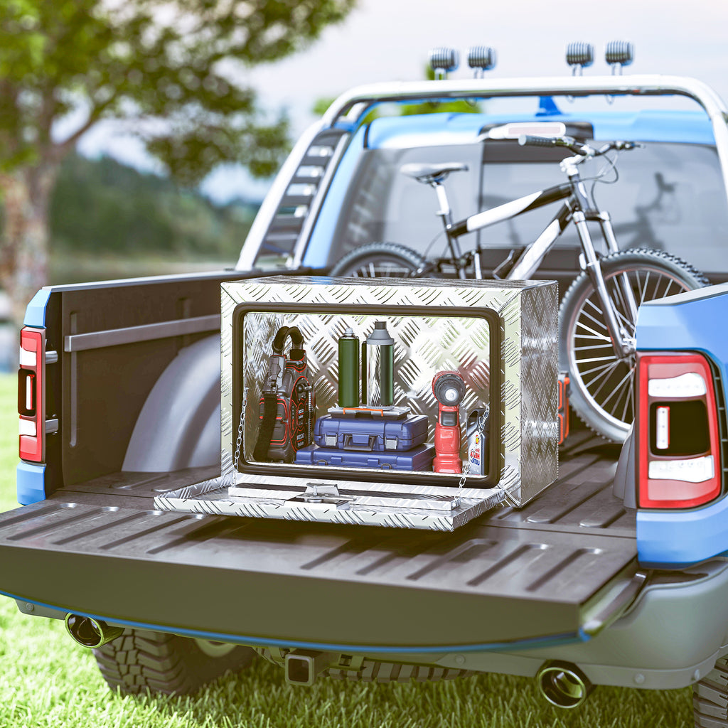 HOMCOM 76L Aluminum Tool Box with Lock, 2 Keys and Side Handle, 60.9x35.5x40.6 cm, Silver