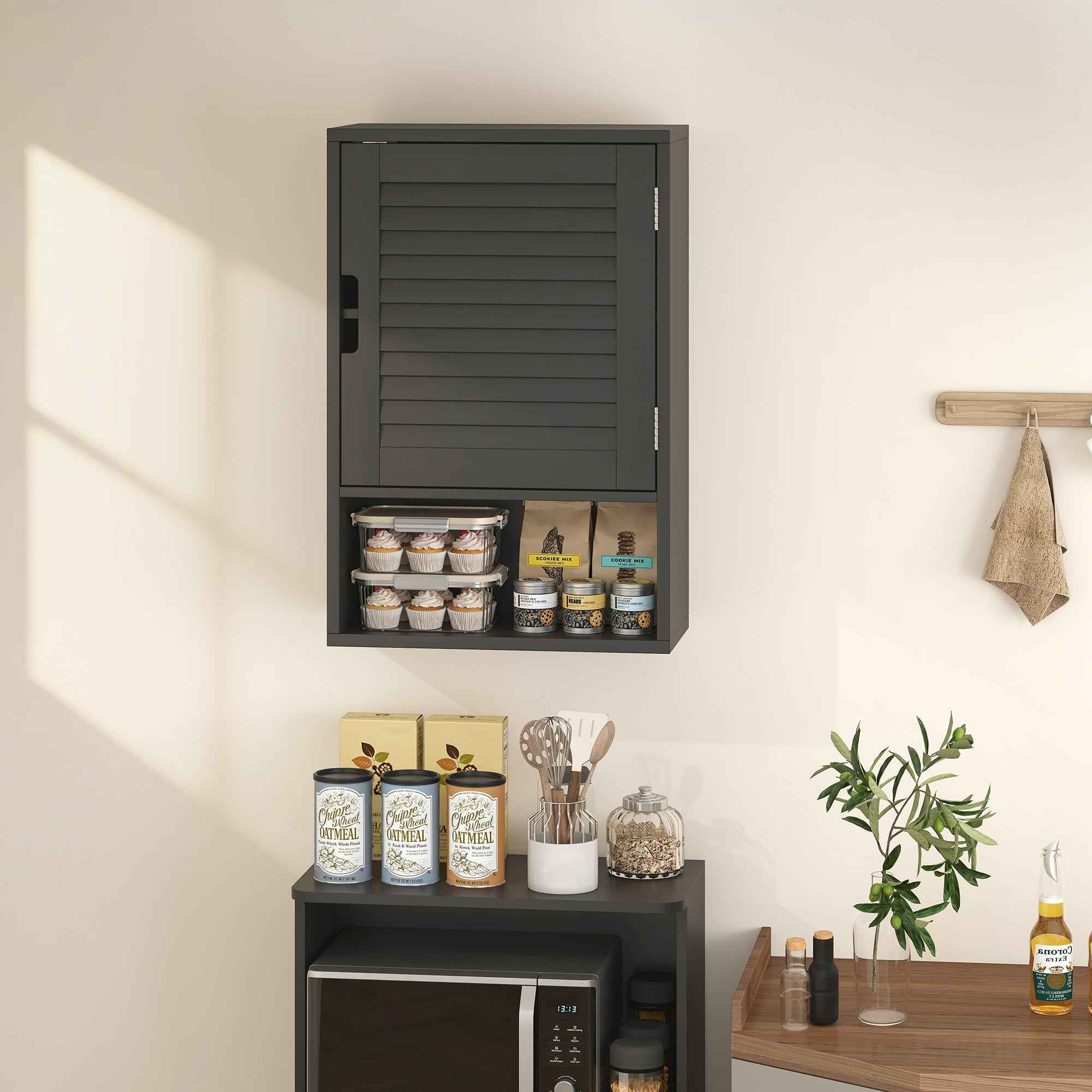 HOMCOM Wall-Mounted Bathroom Cabinet with Adjustable Shelf and Soft-Close Door, 40x20x60 cm, Black
