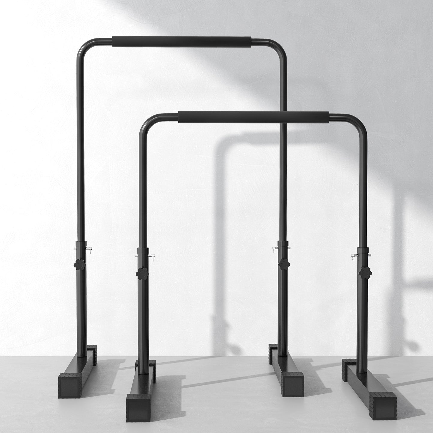 SPORTNOW Set of 2 Dip Bars Adjustable to 4 Heights with Non-Slip Steel Handles, 70x50x80-105 cm, Black