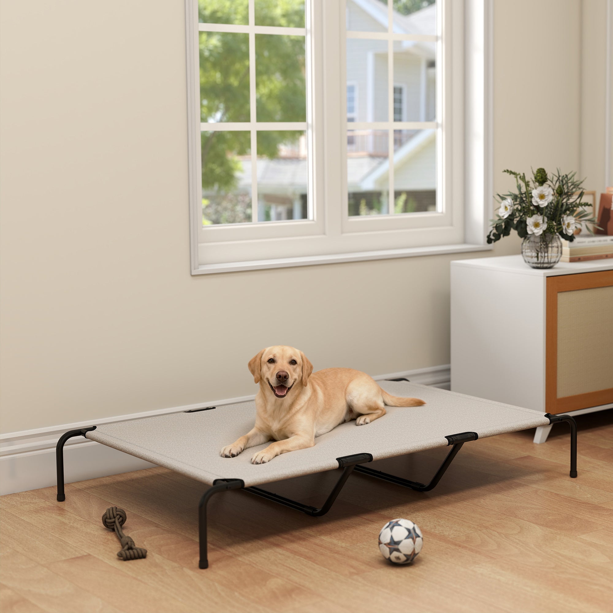 PawHut Raised Outdoor Dog Bed for Large Dogs, Made of Steel and Breathable Mesh, 152 x 94 x 23 cm, Beige