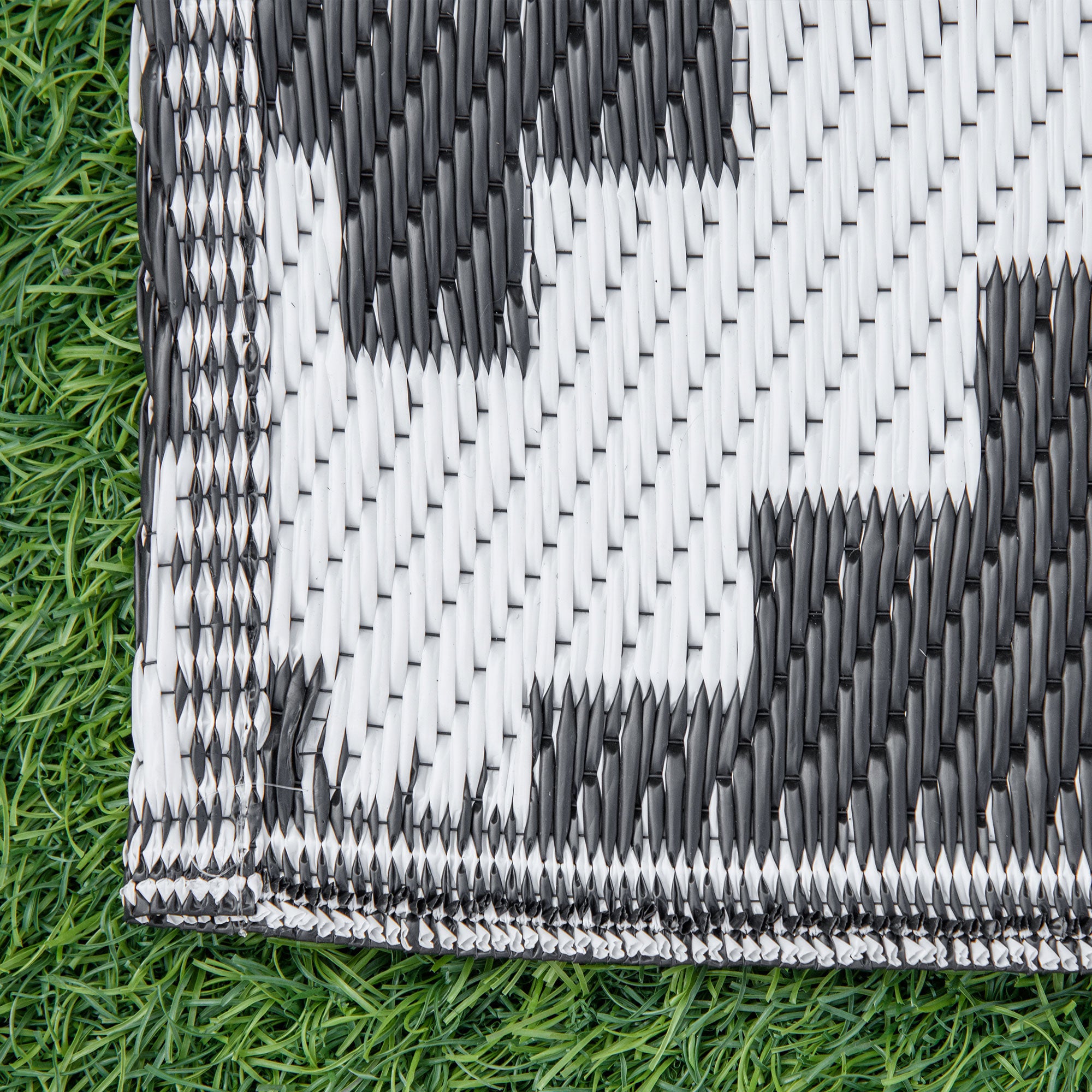 Reversible Geometric Pattern Outdoor Balcony and Terrace Rug, 2.74x1.82 m, Black and White