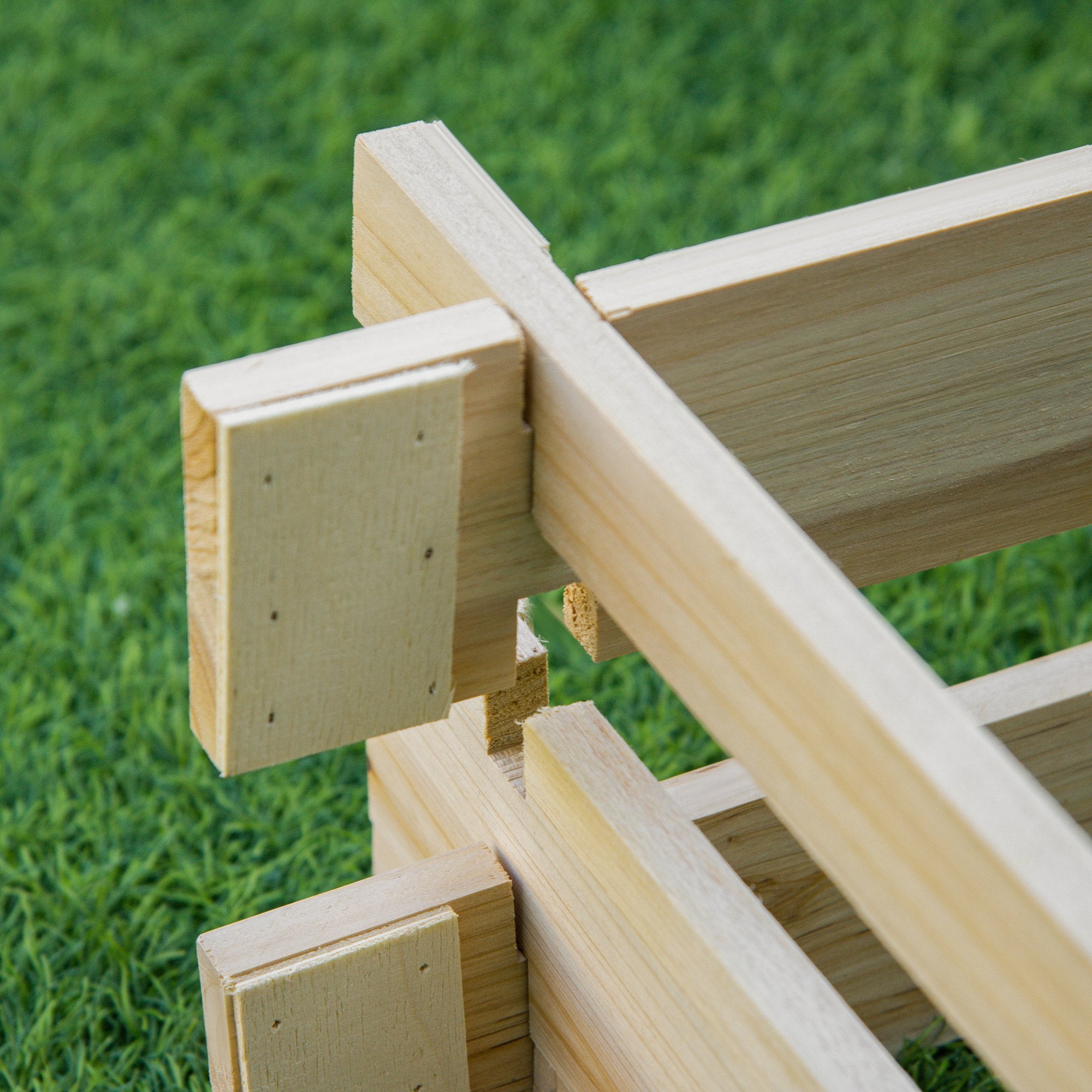 Outsunny Fir Wood Garden Bed, Screw-Free Assembly, 100x100x16cm