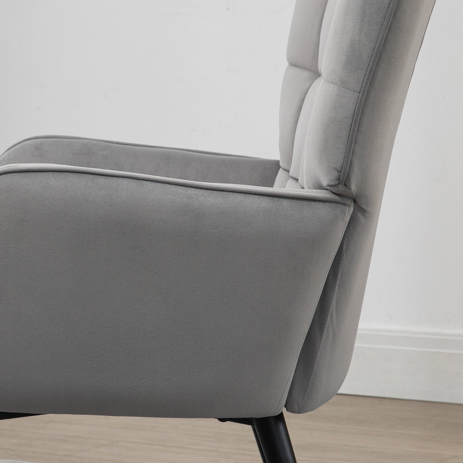 Upholstered Armchair with Armrests and Integrated Footrest in Velvet Effect Fabric Light Grey - Borgè