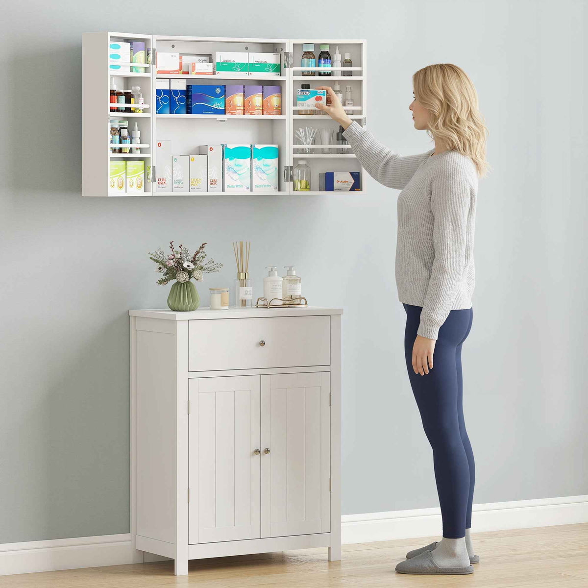 HOMCOM Medicine Cabinet with 3 Internal Shelves and 8 Bottle Holders, Made of Wood and Metal, 53x20x53 cm, White