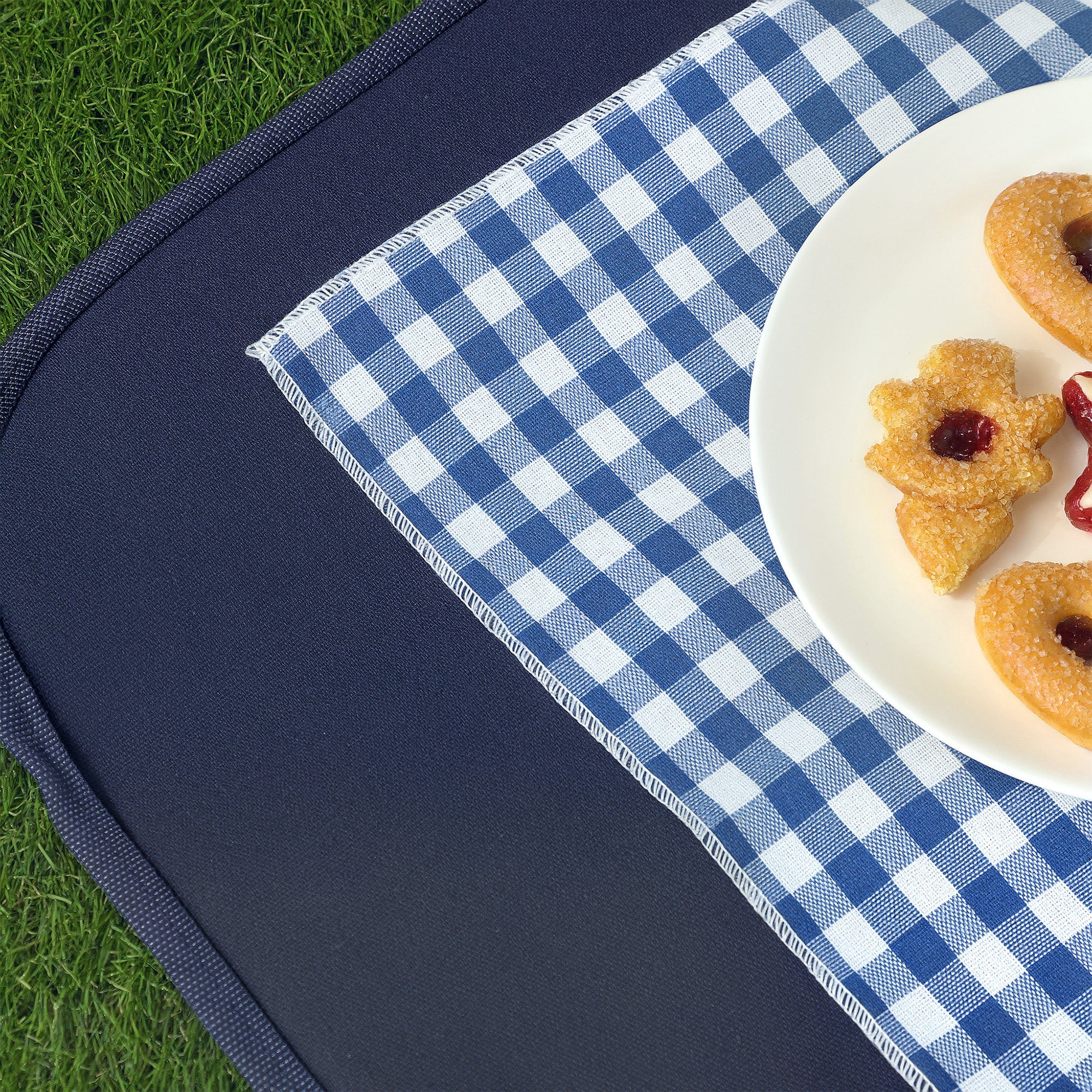 Picnic Basket for 4 People with Fridge Area and Accessories, in Wicker, 54x34x20 cm, Wood Color