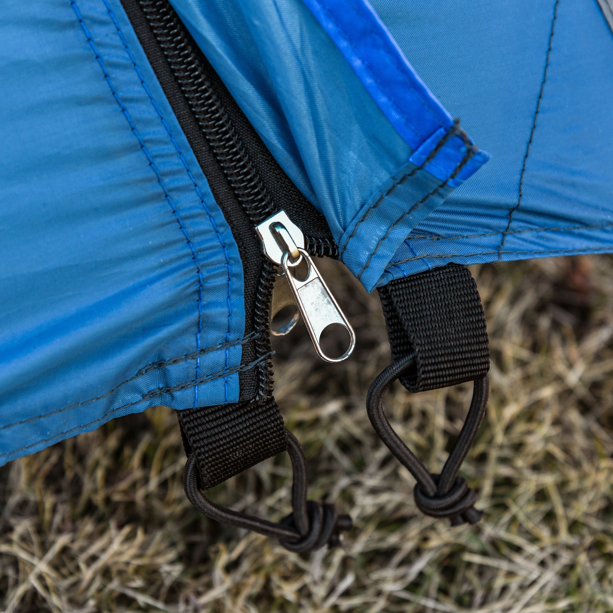 Outsunny camping tent 4 seats with pockets and hook, in polyester and fiberglass, 3x2.50x1.30 m, blue - Borgè