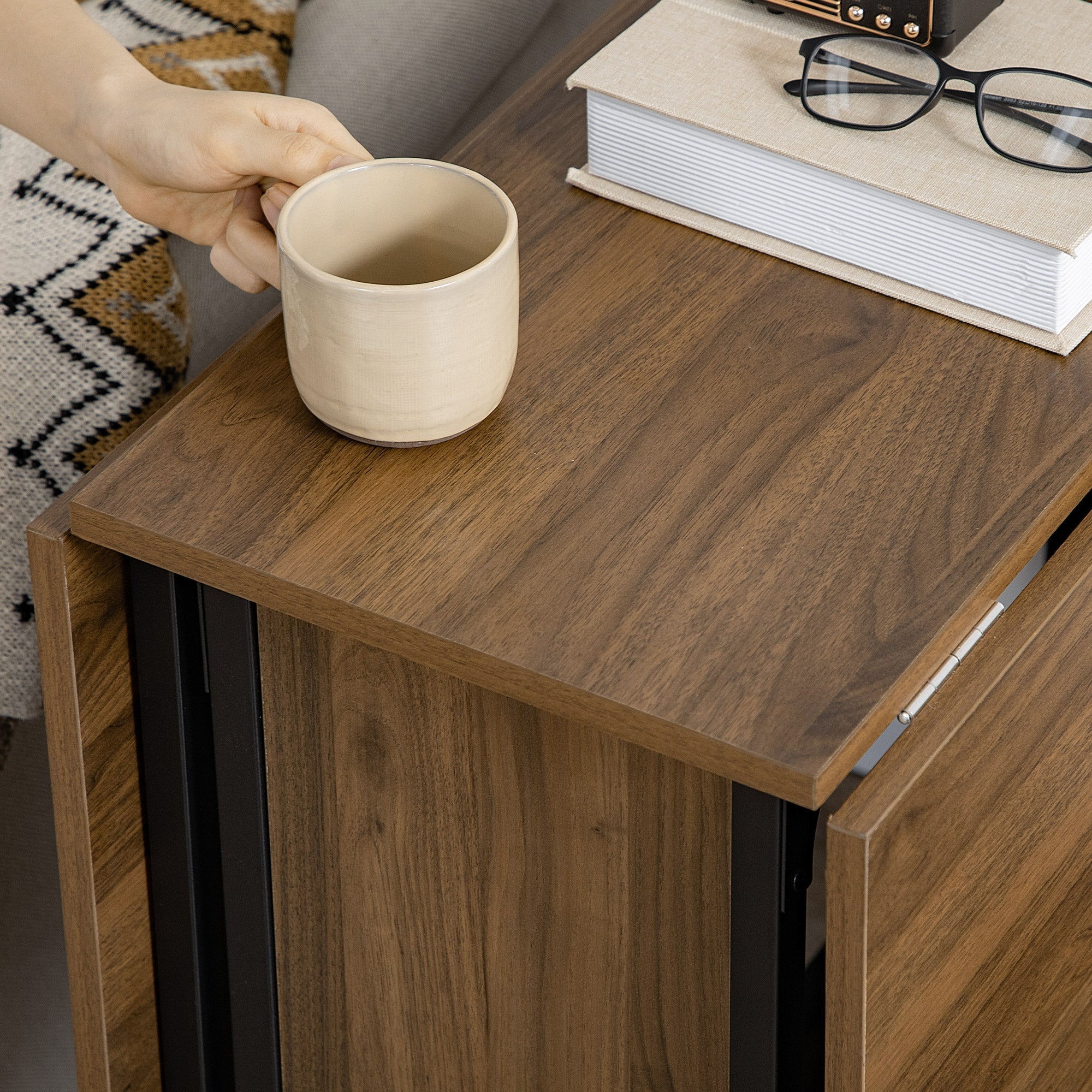 Homcom Folding table with 6 wheels and industrial style shelf in wood and metal, light brown - Borgè