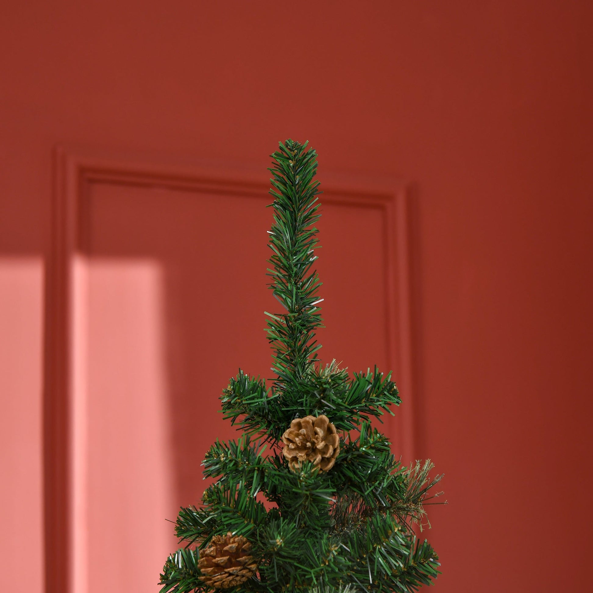 Christmas Tree with decorative Pine Cones | 195cm - Borgè