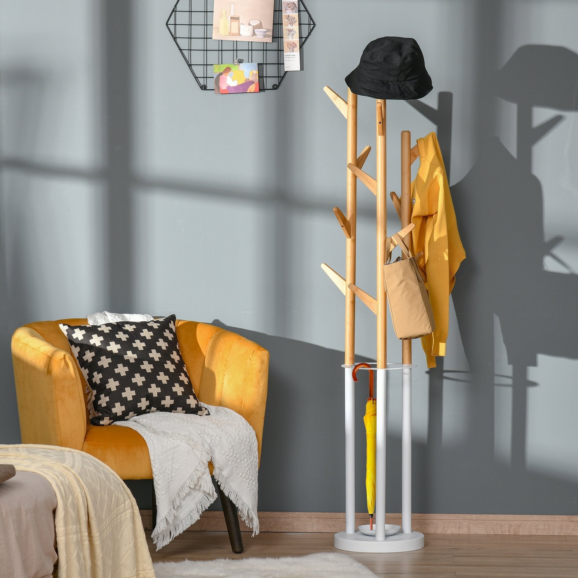 bends from the ground with napkin holders and 13 hooks, metal and bamboo, wood and white - Borgè