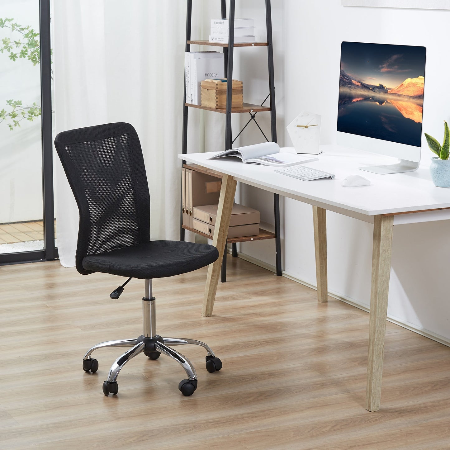 Ergonomic office chair without armrests, breathable mesh fabric, adjustable height and 5 wheels, 43x58x90-100cm, black - Borgè