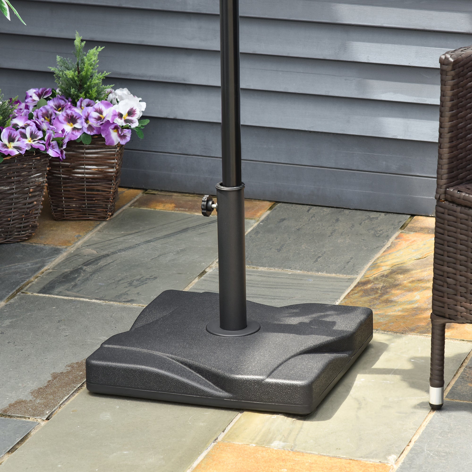 20kg Plastic Umbrella Base for 32-38-48mm Poles, 41.5x41.5x35cm - Borge' Group Limited