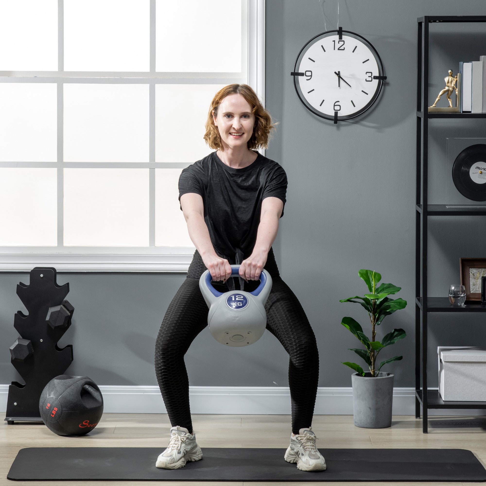 Kettlebell 12kg in PU and Sand with Flat Base and Handle for Deadlifts, Squats and Lifts, 24x17x28 cm, Blue - Borge' Group Limited