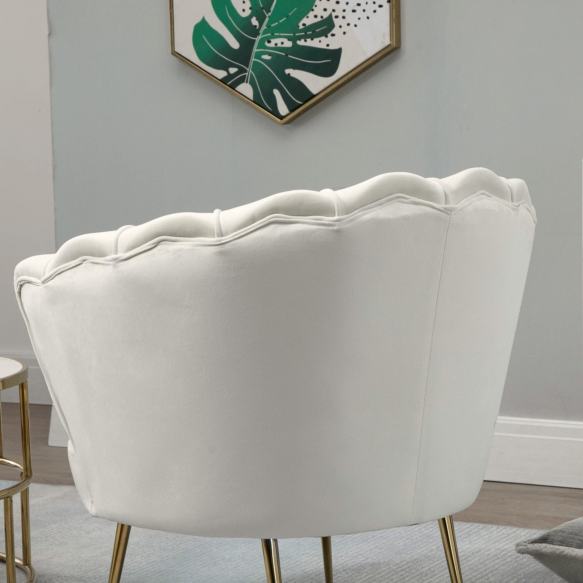 SEASHELL Design Cream Velvet Chamber Armchair With Back | 76x67x74cm - Borgè